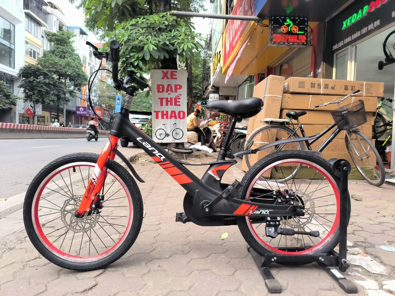 lanq-2050-den-do-2 lanq-2050-den-do-2